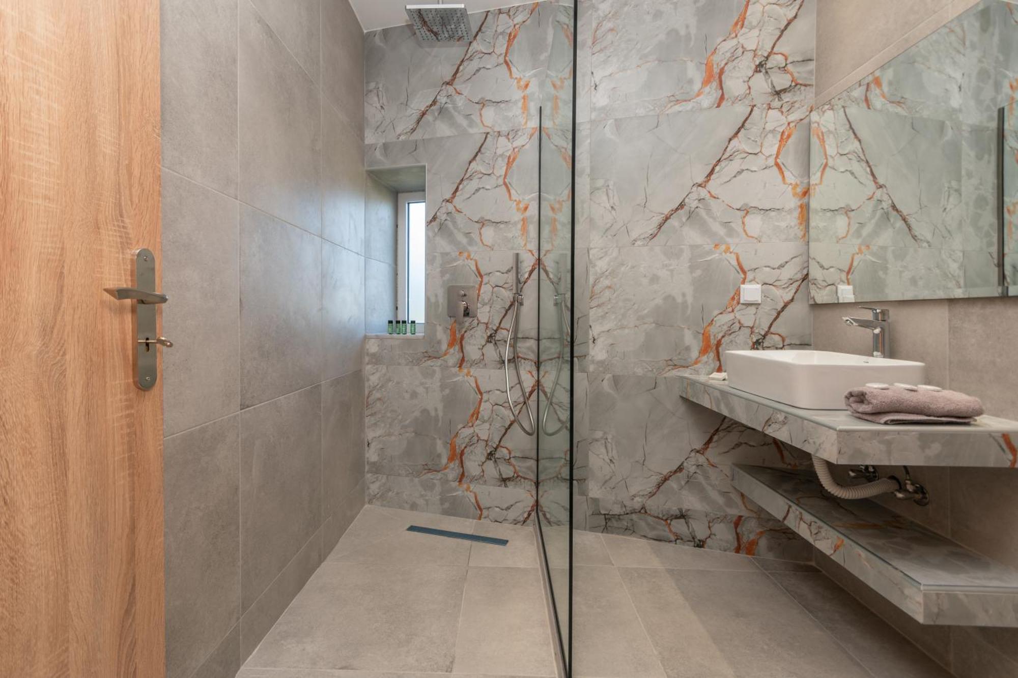 Katsaros Luxury Apts II 5 Min Walk To Beach Tsilivi  Ngoại thất bức ảnh