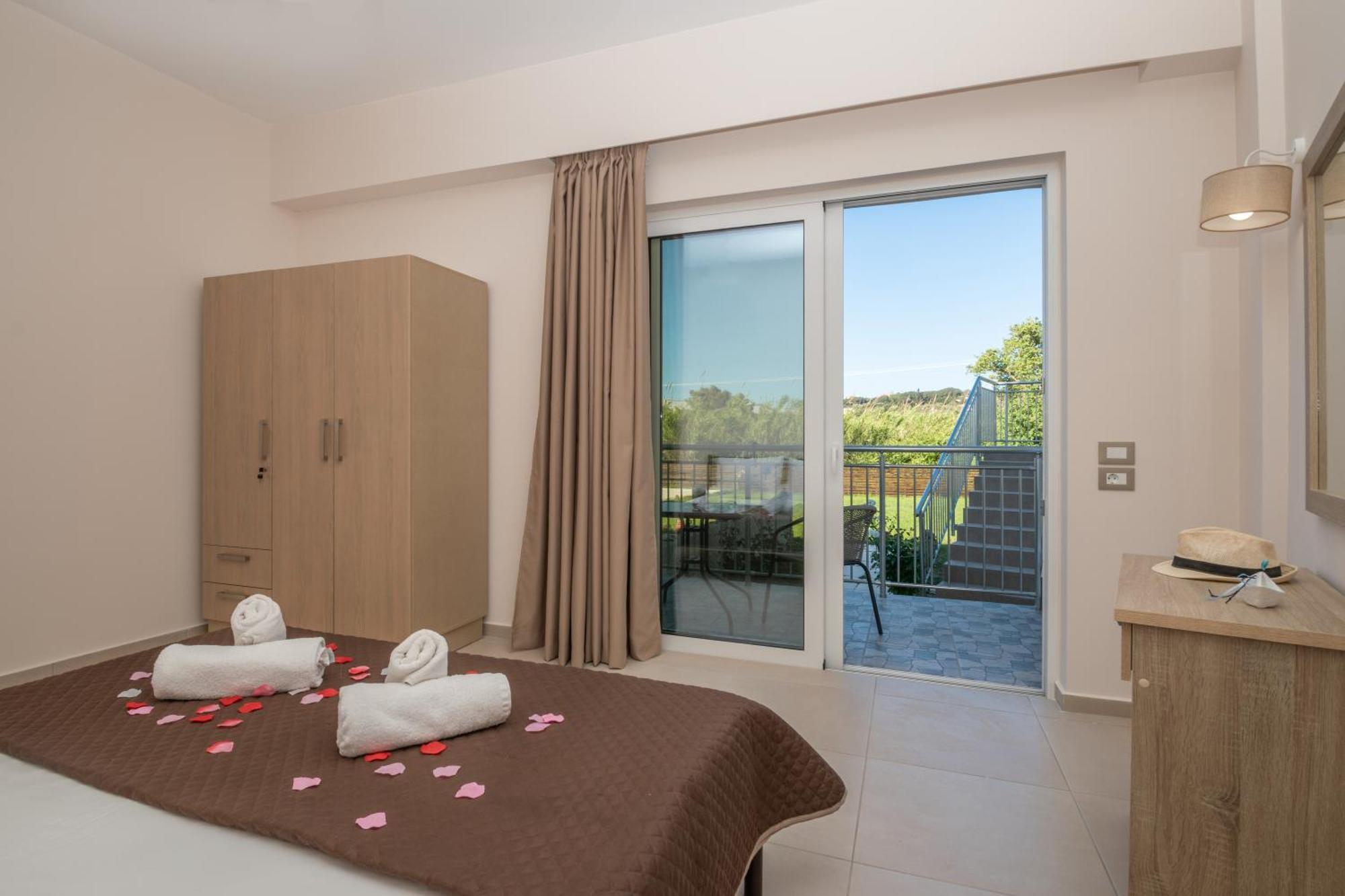 Katsaros Luxury Apts II 5 Min Walk To Beach Tsilivi  Ngoại thất bức ảnh