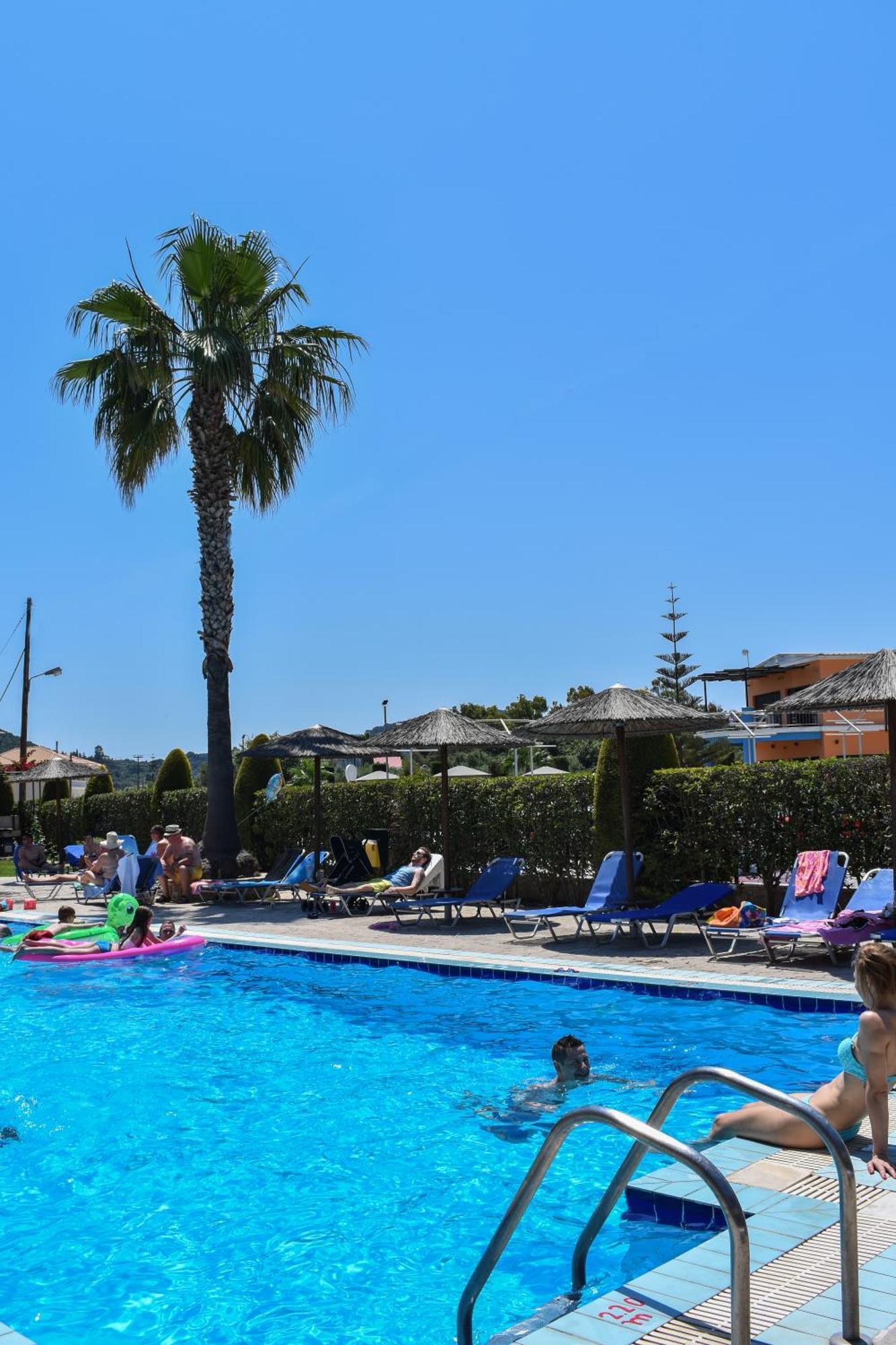 Katsaros Luxury Apts II 5 Min Walk To Beach Tsilivi  Ngoại thất bức ảnh