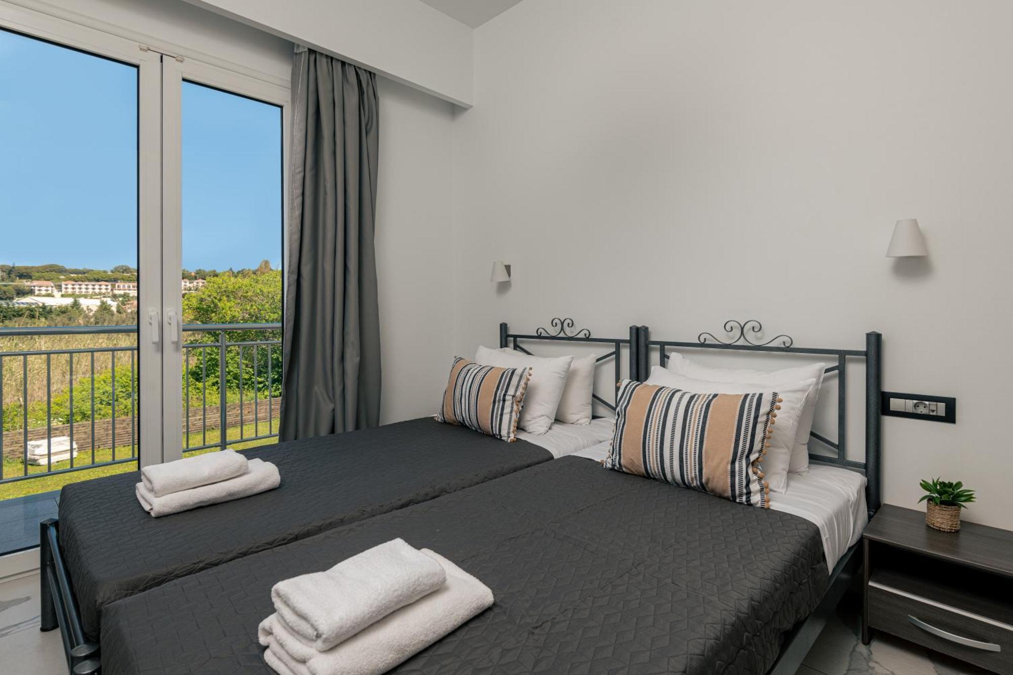Katsaros Luxury Apts II 5 Min Walk To Beach Tsilivi  Ngoại thất bức ảnh